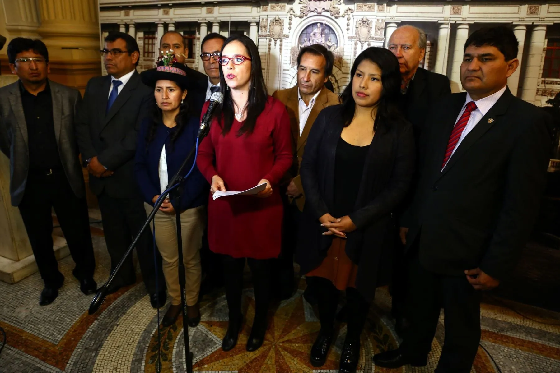 Bancadas presentan moción para cancelar elección de magistrados del TC