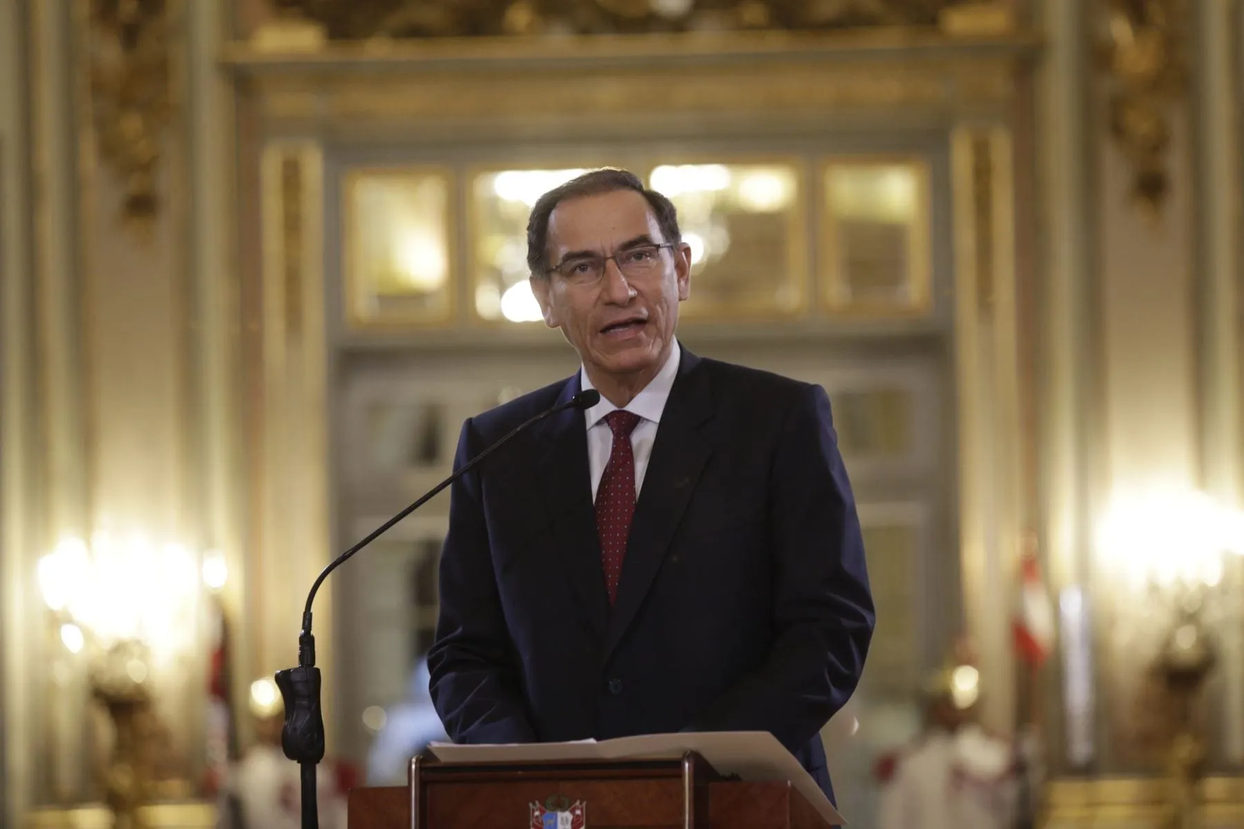 Bancada PPK indica que Vizcarra anunciaría disolución del Congreso en horas