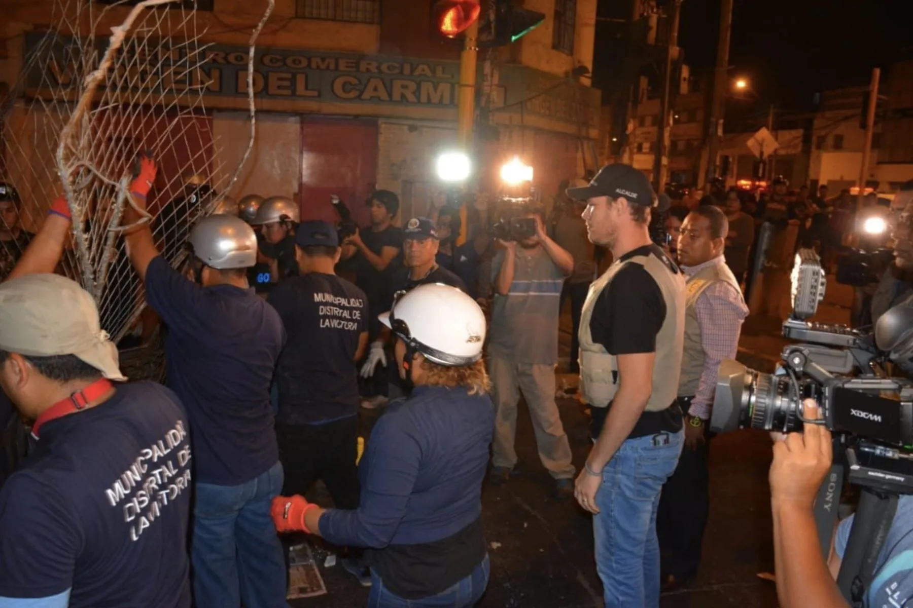 Municipalidad de La Victoria ejecuta megaoperativo en Gamarra y dispone su cierre por 72 horas