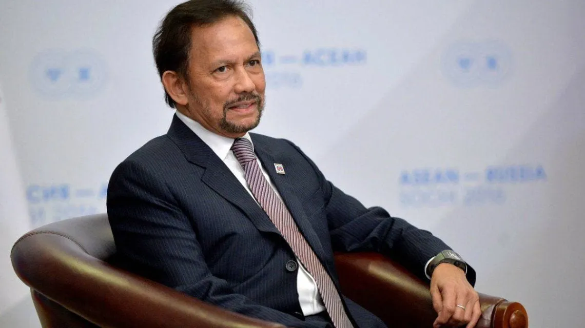 Brunei adoptará una ley que pena la homosexualidad con la muerte por lapidación