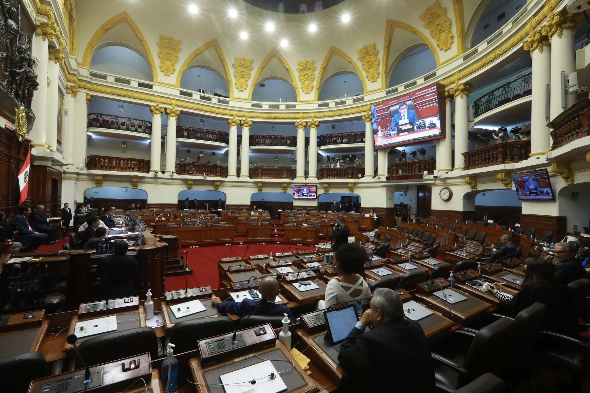 Congreso rechaza adelanto de elecciones