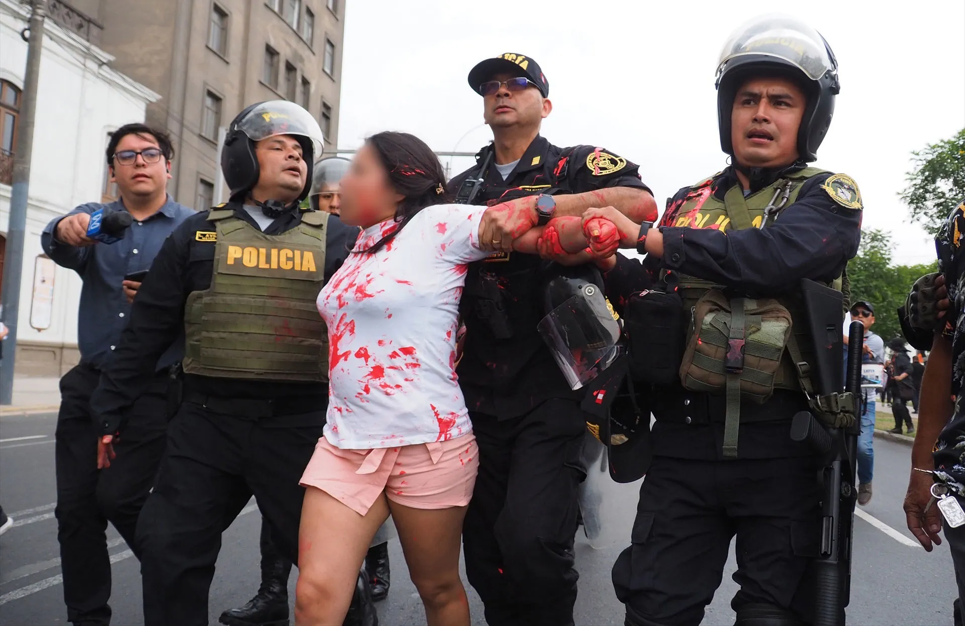 Protestas en el Perú: ¿Qué hacer si la policía te detiene?
