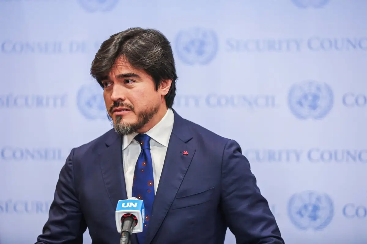 El Gobierno de Ecuador acusa a Petro de inventarse la “lista negra” de opositores y de “poner un show”