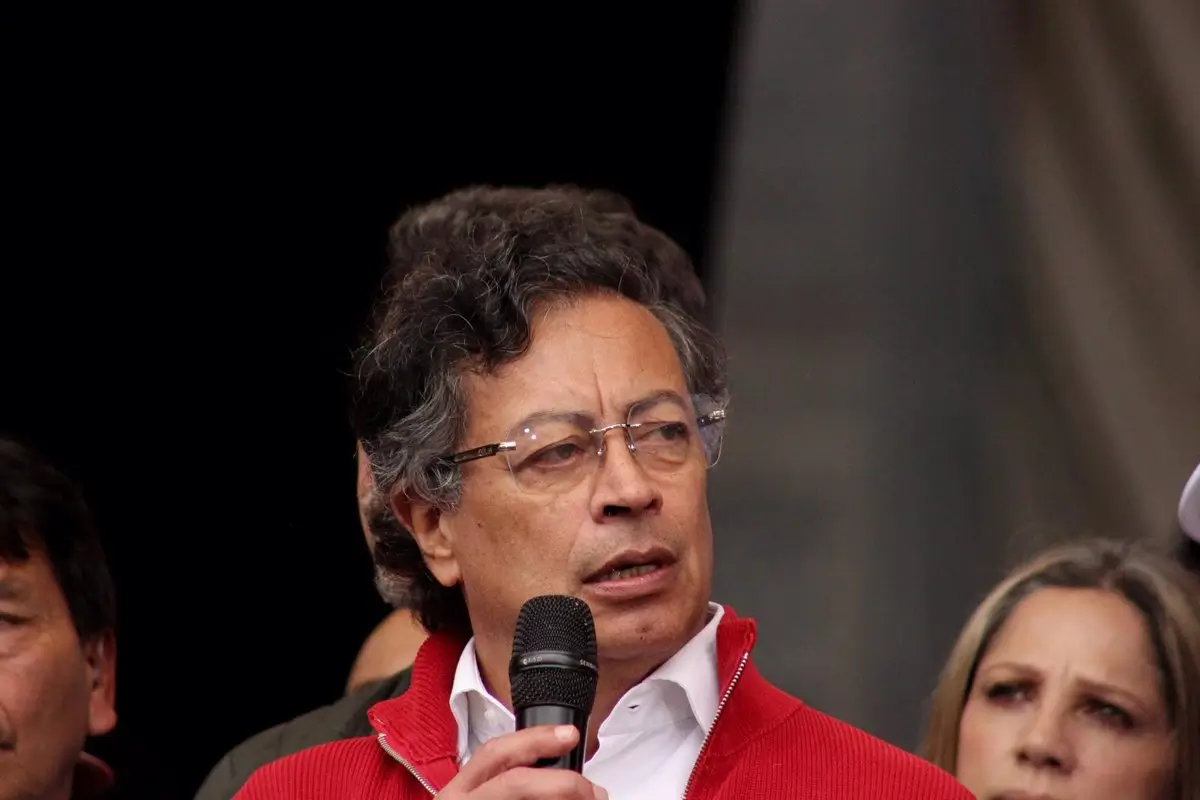 Petro acude a la investidura de Noboa para solicitarle que libere a los “presos políticos”