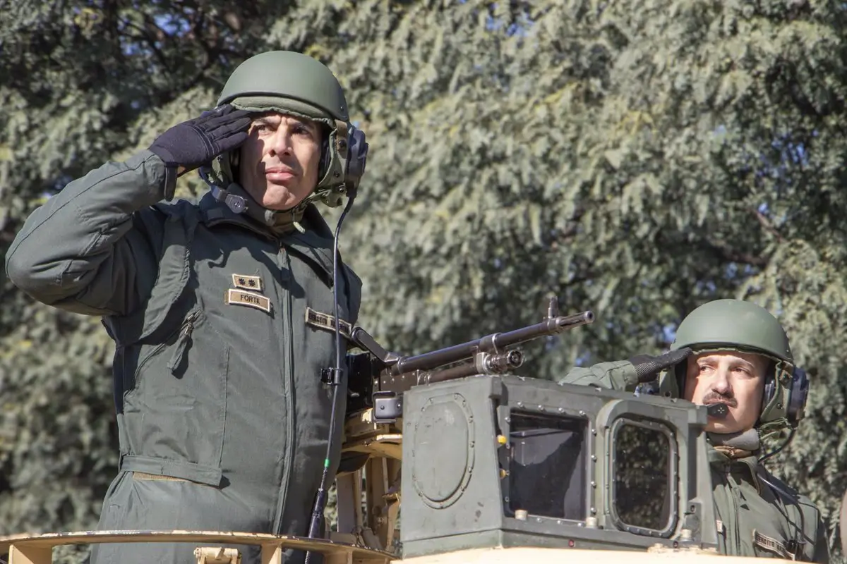 Argentina activa el servicio militar voluntario para jóvenes