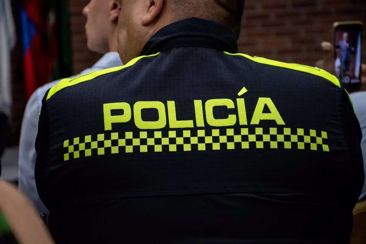 El alcalde de Cali condena el “acto terrorista” que hiere a tres policías en una explosión