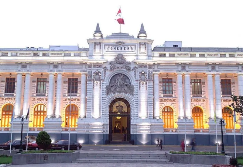 Día cero: Salvador del Solar solicita hoy cuestión de confianza al Congreso