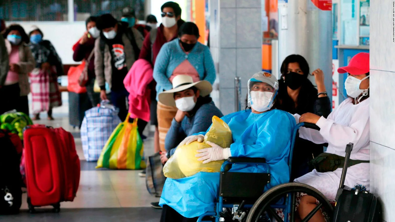 Perú supera los 200 mil casos de coronavirus y está cerca de las 6 mil muertes