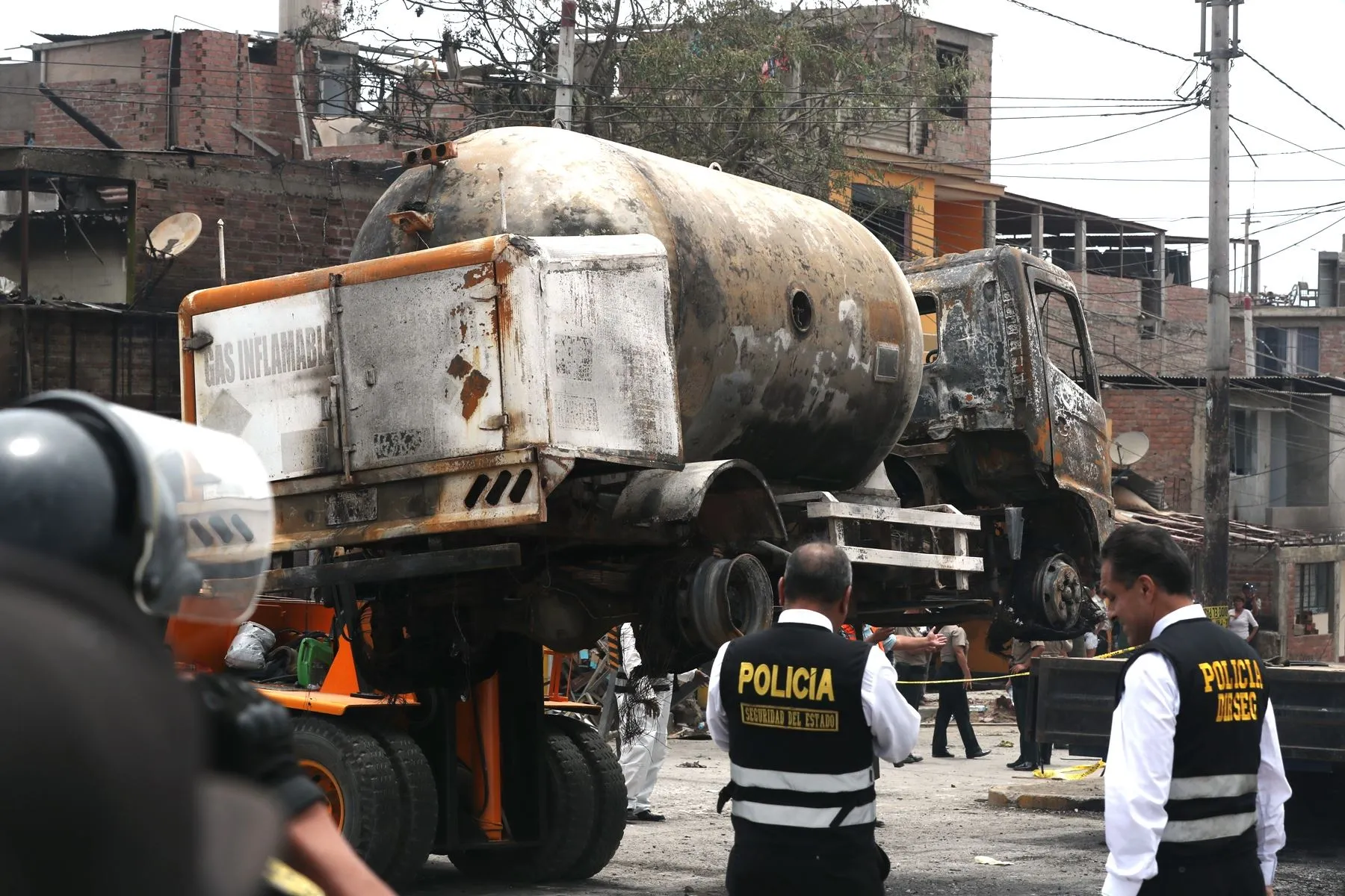 Villa El Salvador: sube a 30 el número de fallecidos por deflagración