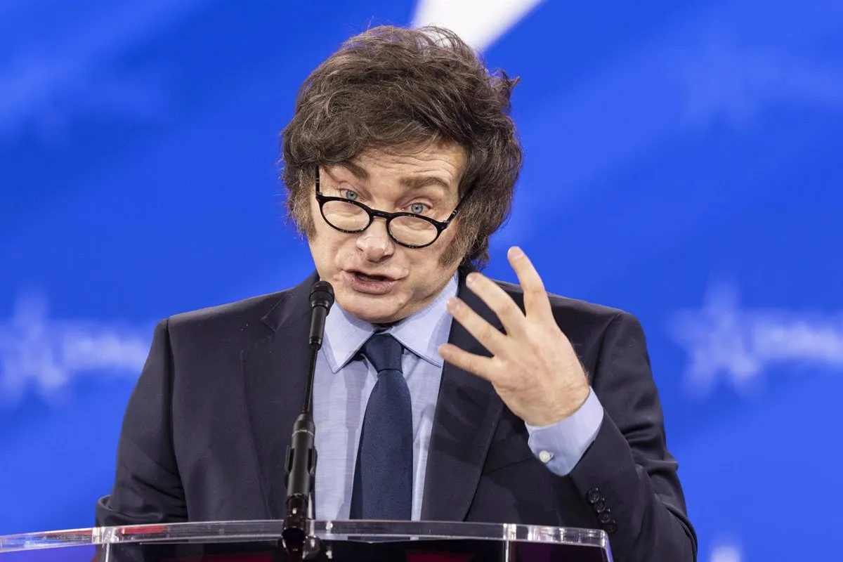 Milei defiende “seguir con la motosierra en el Estado” y baraja un acuerdo con EEUU y la salida de Mercosur