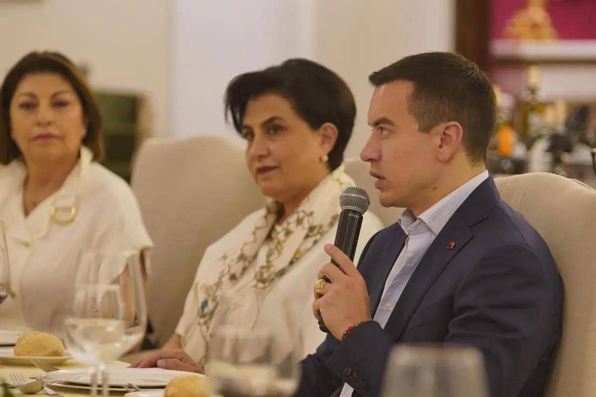 Daniel Noboa toma posesión de un nuevo mandato como presidente de Ecuador