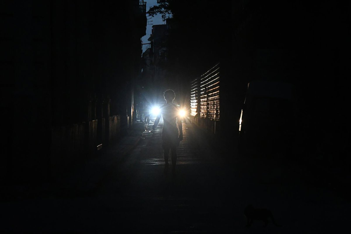 Cuba restablece el suministro eléctrico en el oeste del país tras sufrir un nuevo apagón parcial