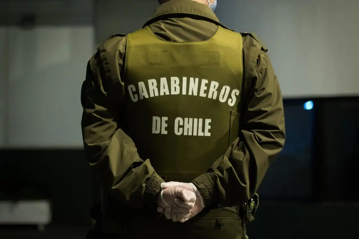 La Policía de Chile hace uso de cañones de agua y gases lacrimógenos para sofocar una protesta contra el Gobierno