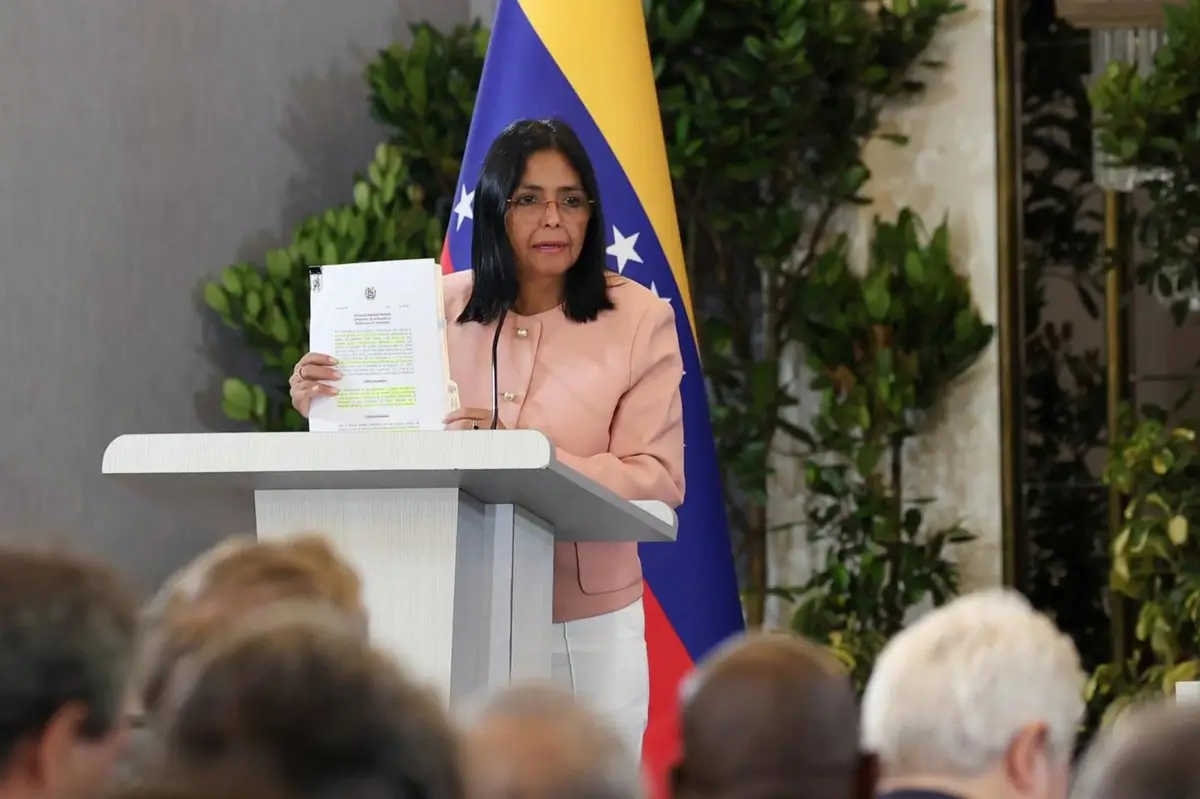 Delcy Rodríguez invita a EEUU "a trabajar conjuntamente en una agenda de cooperación"