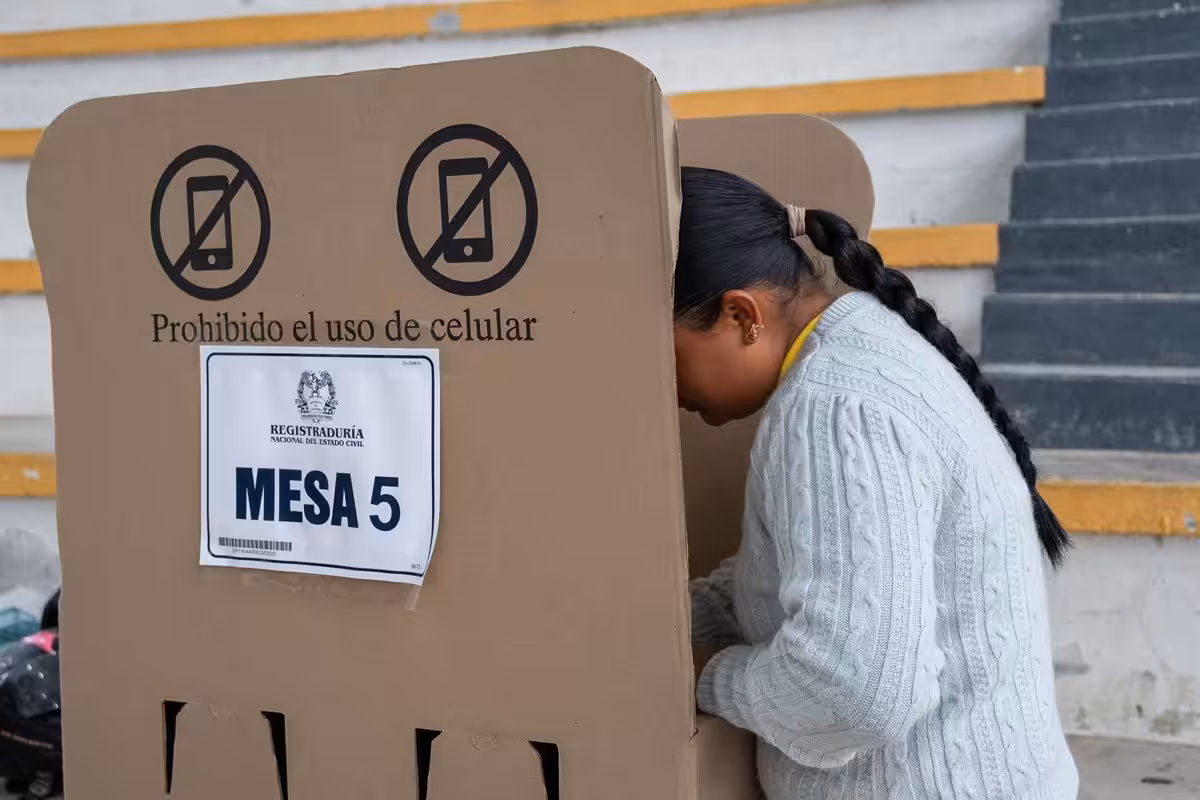 La entidad electoral de Colombia finaliza el escrutinio y lo reivindica como “eficiente” y “sin contratiempos”