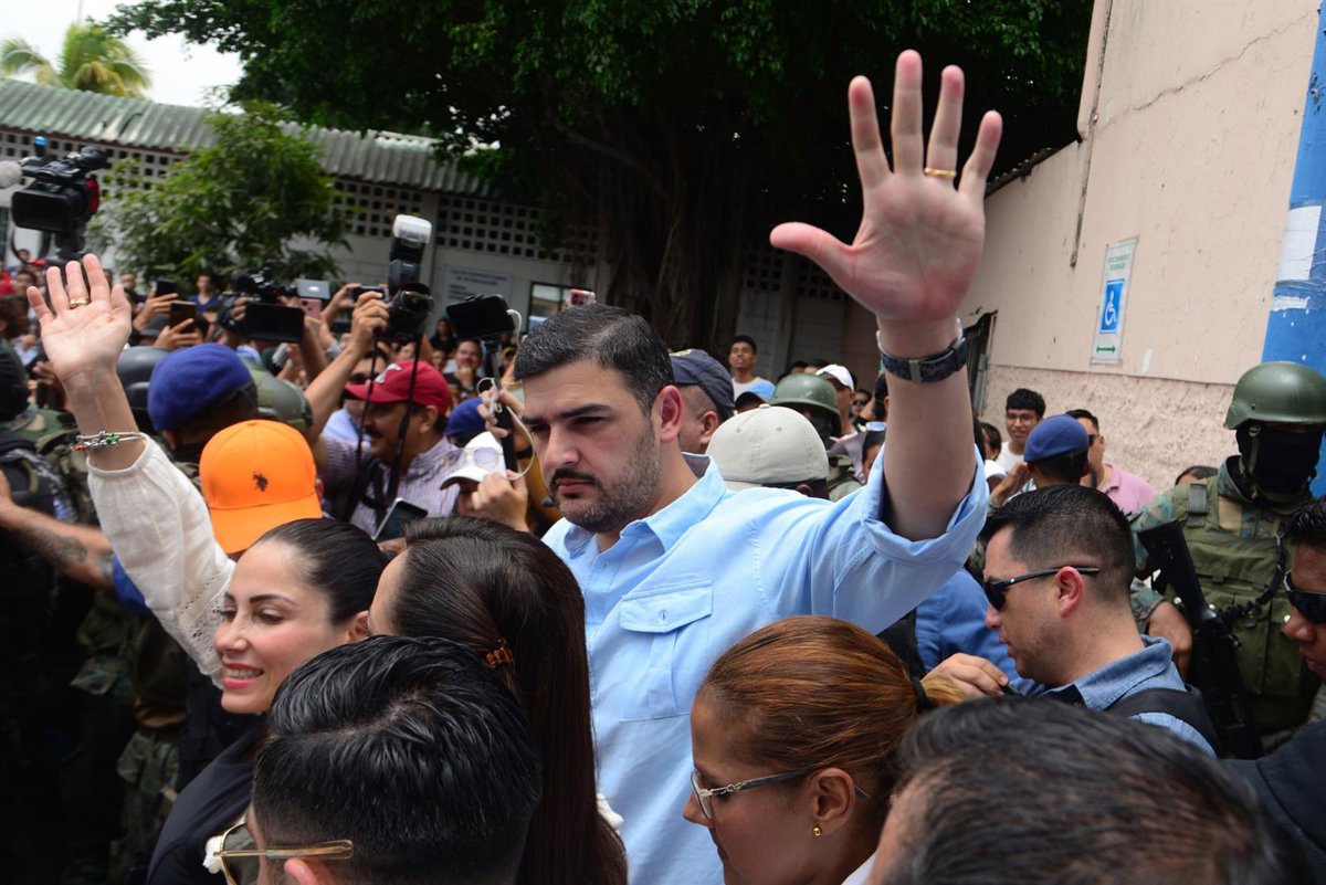 Condenan a tres años de cárcel al alcalde de Guayaquil por retirarse la tobillera electrónica 6 Condenan a tres años de cárcel al alcalde de Guayaquil por retirarse la tobillera electrónica