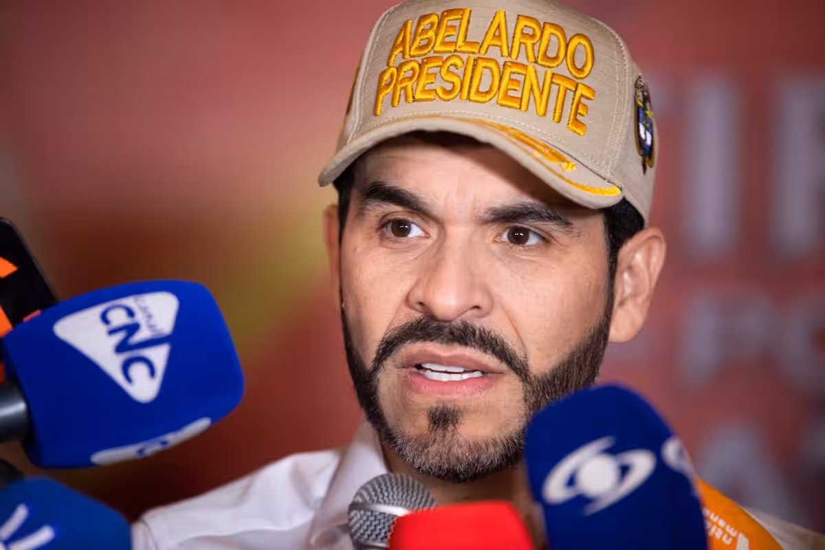 El candidato derechista De la Espriella exige una investigación por espionaje ilegal del Gobierno colombiano 11 El candidato derechista De la Espriella exige una investigación por espionaje ilegal del Gobierno colombiano