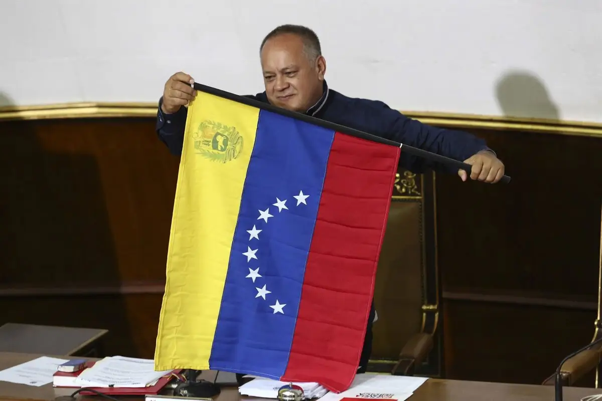 Venezuela eleva a un centenar los muertos por el ataque de EEUU