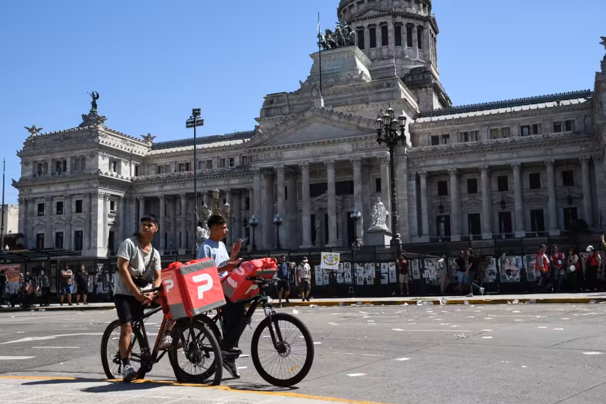 Diputados de Argentina piden a Milei rechazar ante la ONU el bloqueo de EEUU sobre Cuba