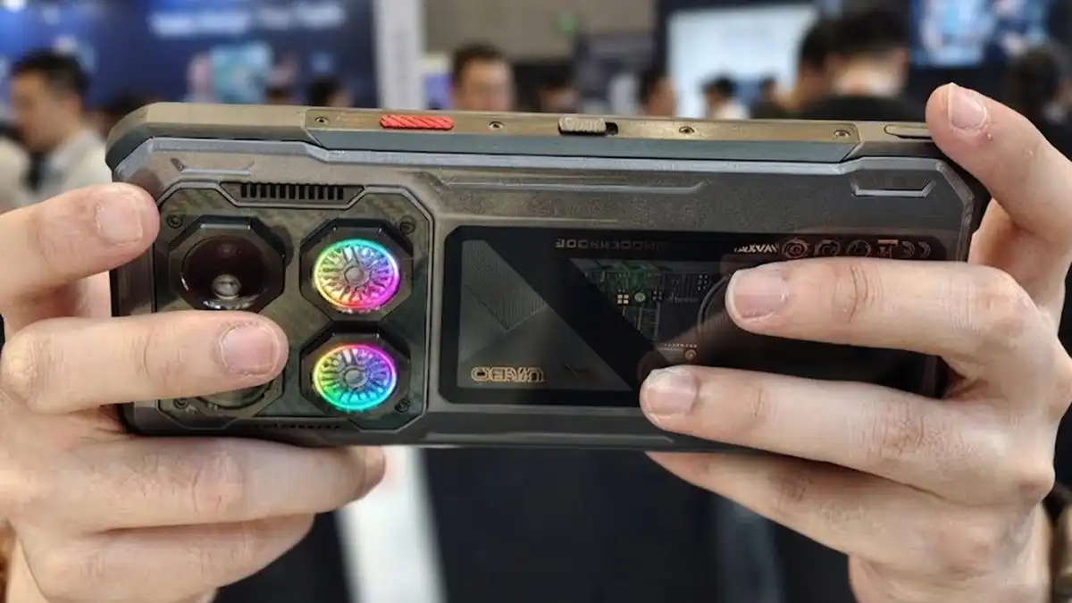 Presentan en Alemania un innovador celular resistente a golpes y caídas