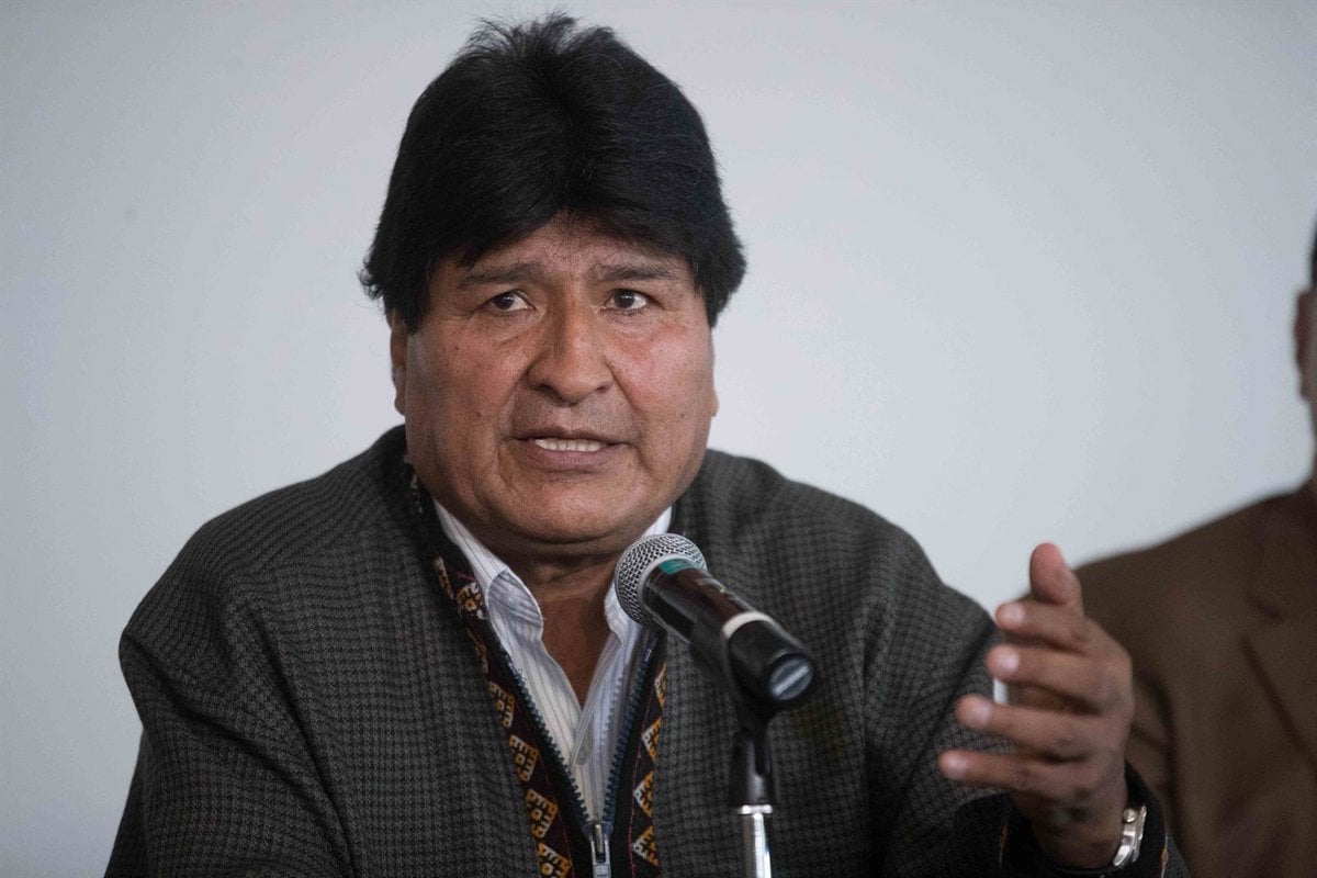Morales califica de "corregidor español" a Paz tras la petición de Bolivia de ayuda internacional para detenerlo 6 Morales califica de “corregidor español” a Paz tras la petición de Bolivia de ayuda internacional para detenerlo