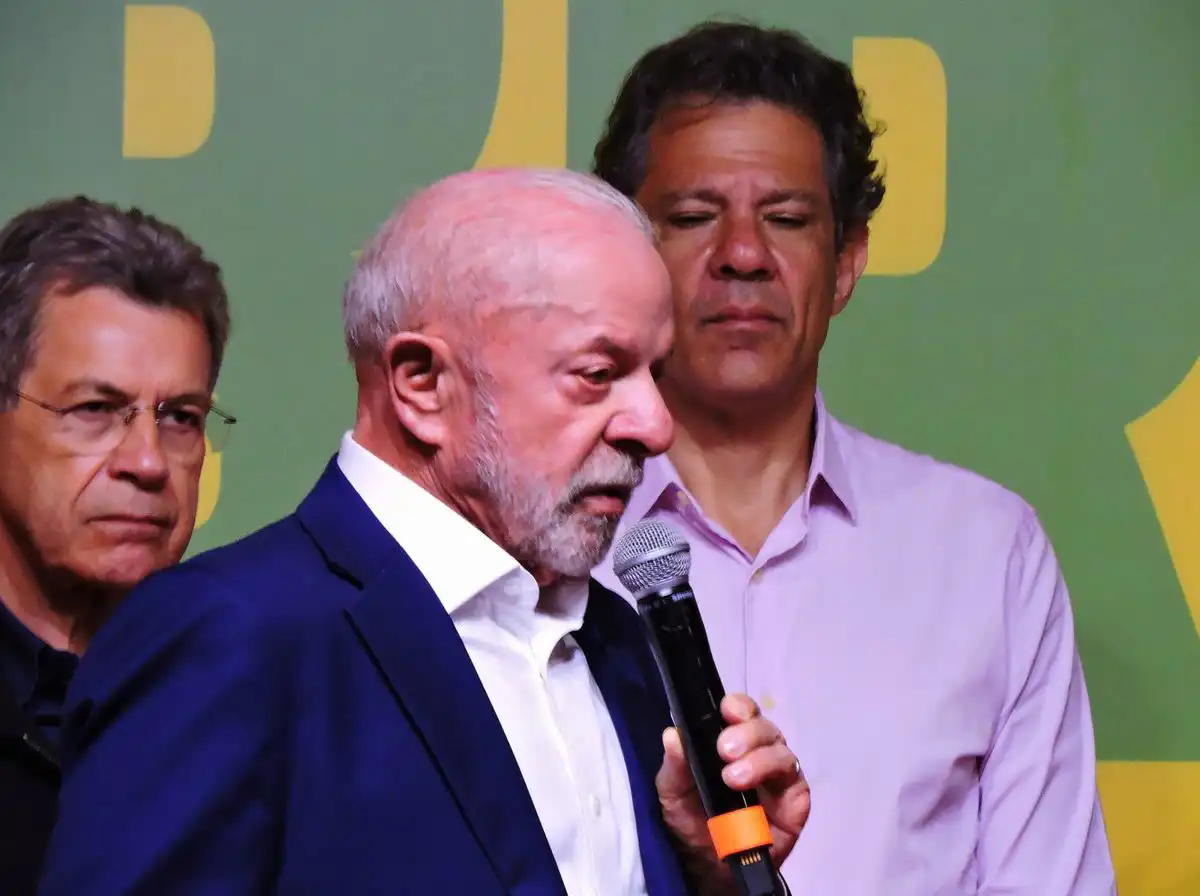 Lula insta a Bolsonaro a dar su opinión sobre la reducción de la jornada laboral: “Es la hora de la verdad”