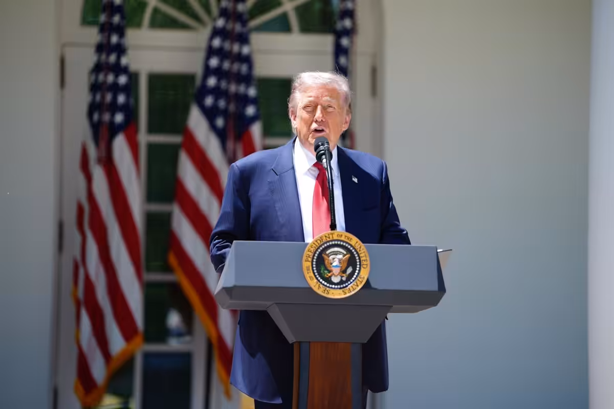 Trump insiste en que “los cárteles controlan México”