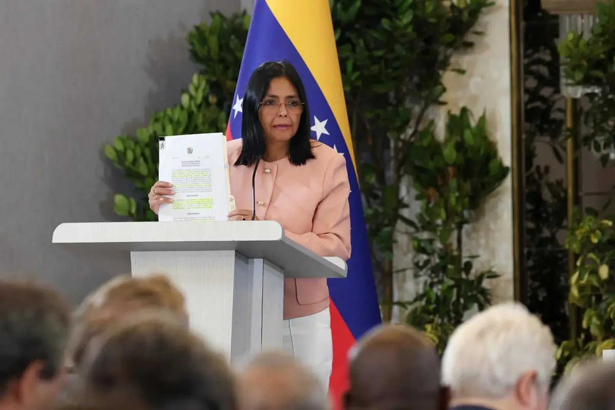 Delcy Rodríguez recibe en Caracas a las misiones diplomáticas de la UE, Reino Unido y Suiza 2 Delcy Rodríguez recibe en Caracas a las misiones diplomáticas de la UE, Reino Unido y Suiza