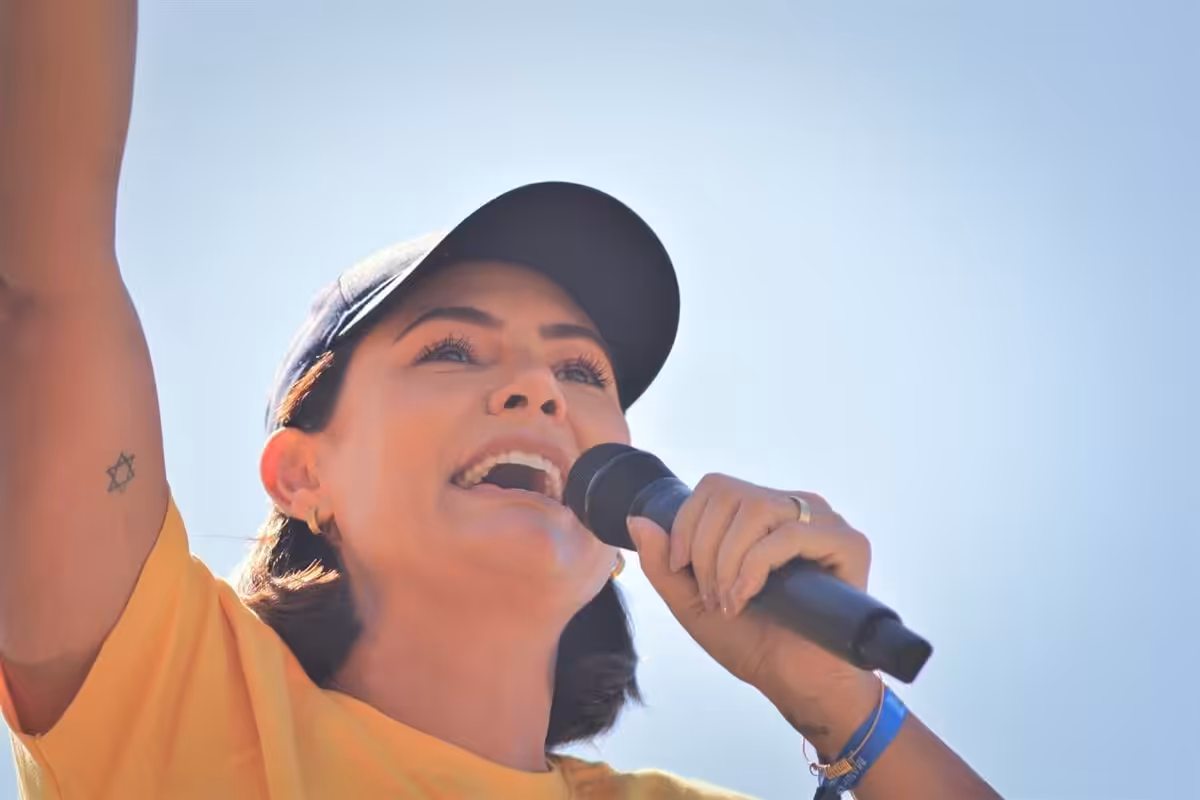 Michelle Bolsonaro lanza un movimiento político propio tras su choque con su hijastro Flávio