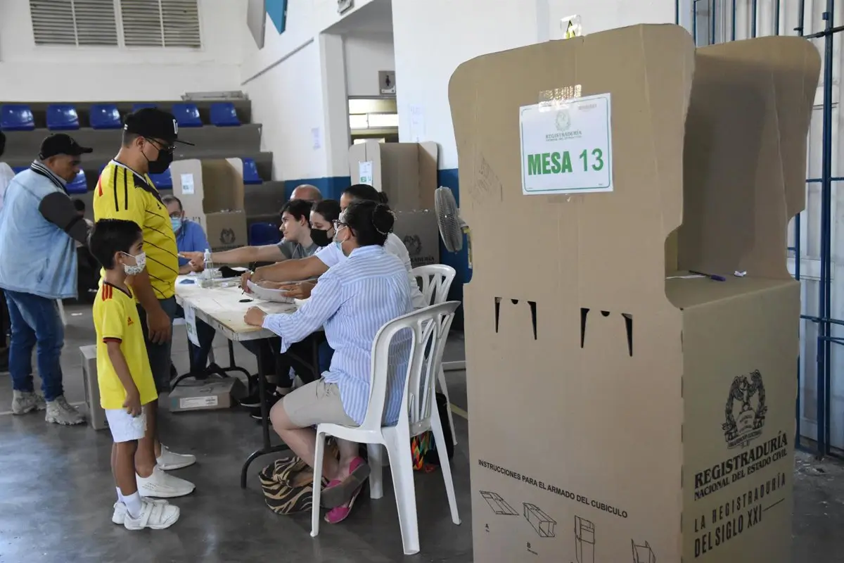 Más de 250.000 colombianos se han registrado en España para participar en el ciclo electoral