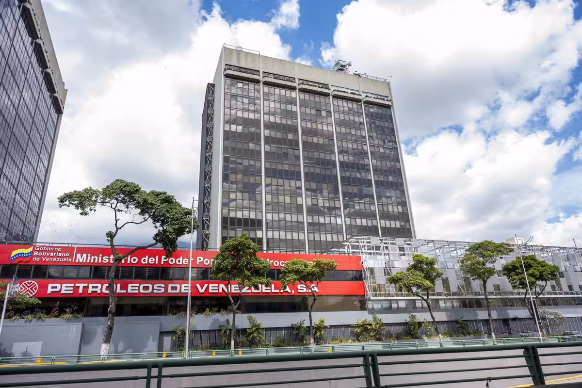 EEUU autoriza a las empresas estadounidenses realizar negocios con el sector petrolero venezolano 1 EEUU autoriza a las empresas estadounidenses realizar negocios con el sector petrolero venezolano