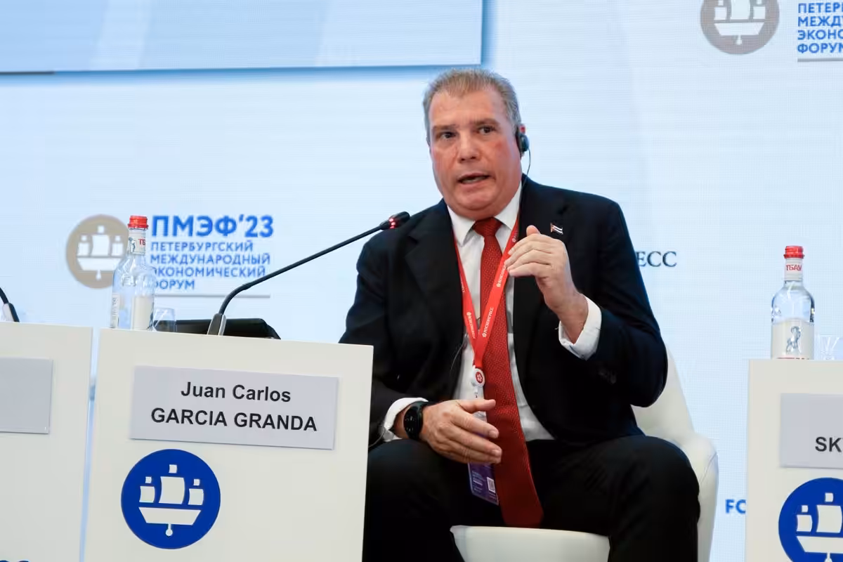 EEUU sanciona al Ministerio de Turismo cubano y a otras nueve entidades estatales por canalizar ingresos al "régimen" 11 EEUU sanciona al Ministerio de Turismo cubano y a otras nueve entidades estatales por canalizar ingresos al “régimen”