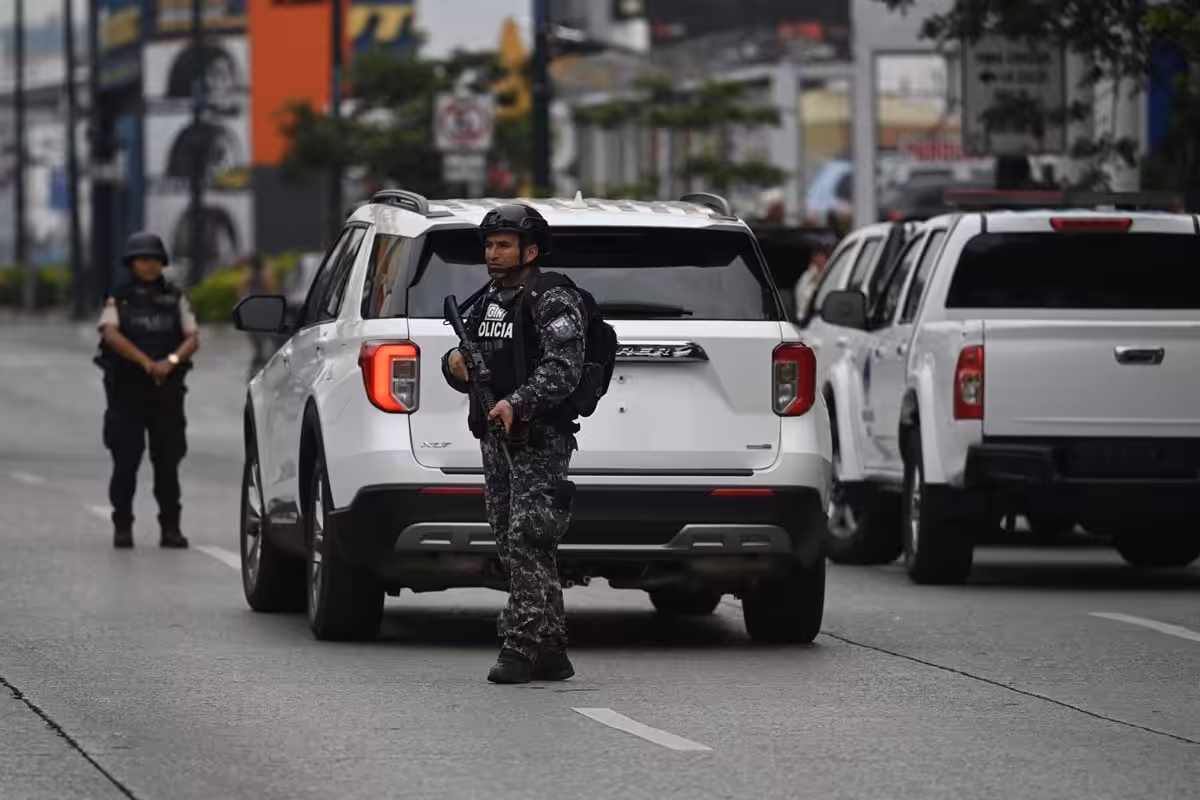 Matan a tiros en el oeste de Ecuador al hermano menor de alias 'Fito', jefe de Los Choneros 14 Matan a tiros en el oeste de Ecuador al hermano menor de alias ‘Fito’, jefe de Los Choneros