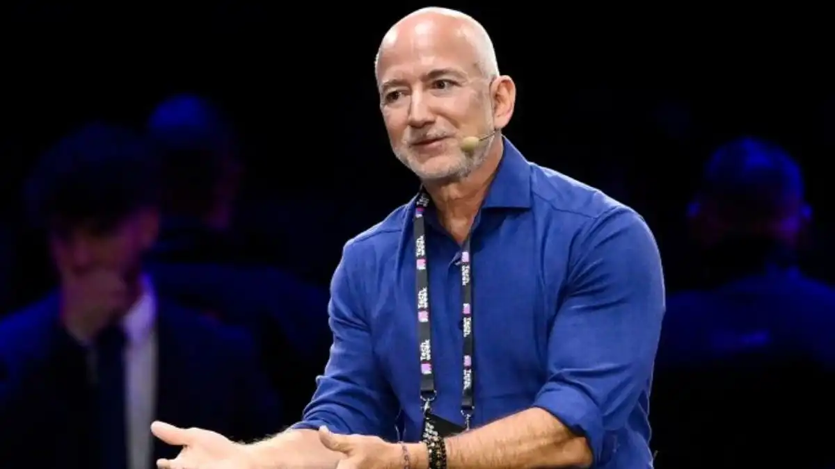 Jeff Bezos prevé semanas laborales de tres días gracias a la inteligencia artificial