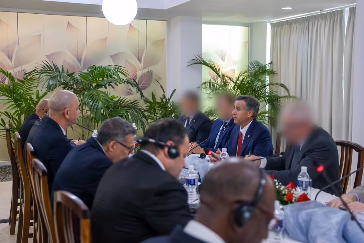 Las autoridades de Cuba reciben al director de la CIA en La Habana