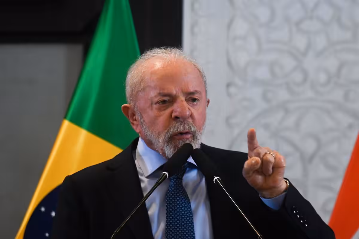 Lula se solidariza con León XIV y afea a Trump por creerse una “divinidad”