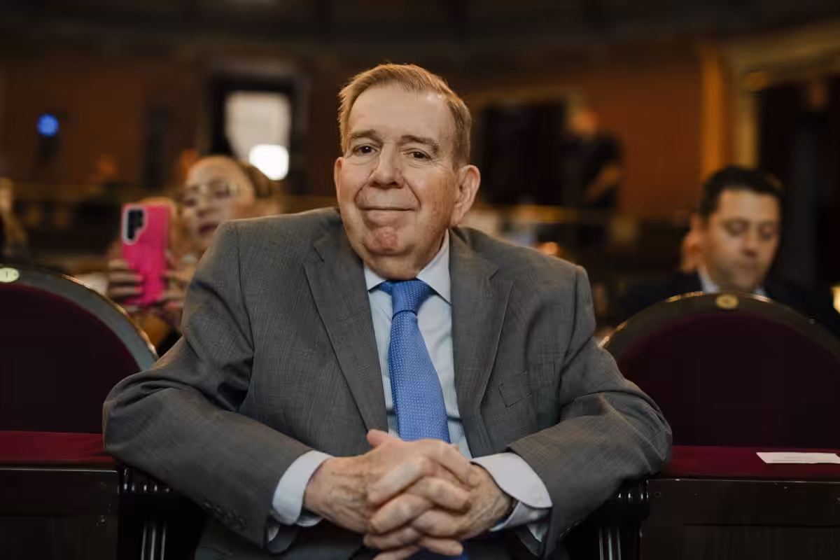 González agradece el “honor” de ser galardonado con la Medalla Internacional de la Comunidad de Madrid