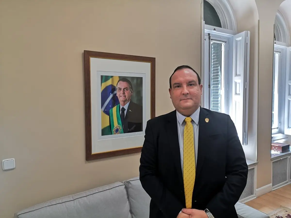 Condenan a diez años de cárcel al exjefe de la oficina indígena con Bolsonaro por presiones a estas comunidades