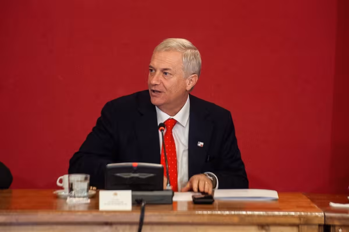 Chile avanza en la construcción de una zanja en la frontera con Perú para combatir la migración irregular