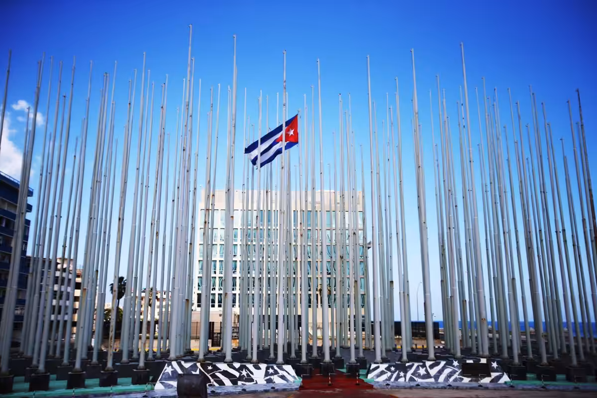 Cuba reivindica su derecho a la defensa propia y advierte de un “baño de sangre” en caso de invasión