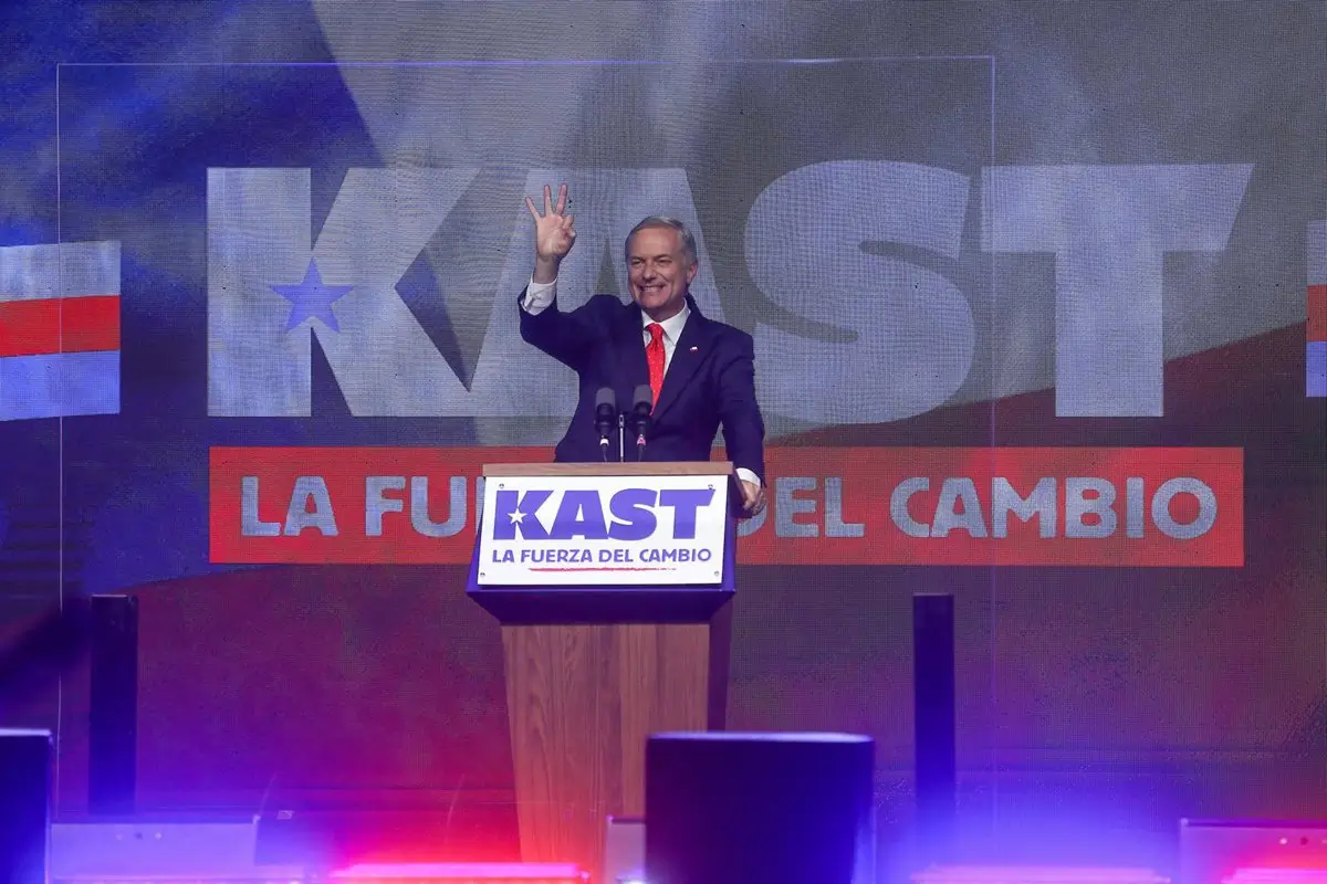 La campaña de Kast plantea la segunda vuelta de las presidenciales de Chile como un plebiscito sobre el Gobierno