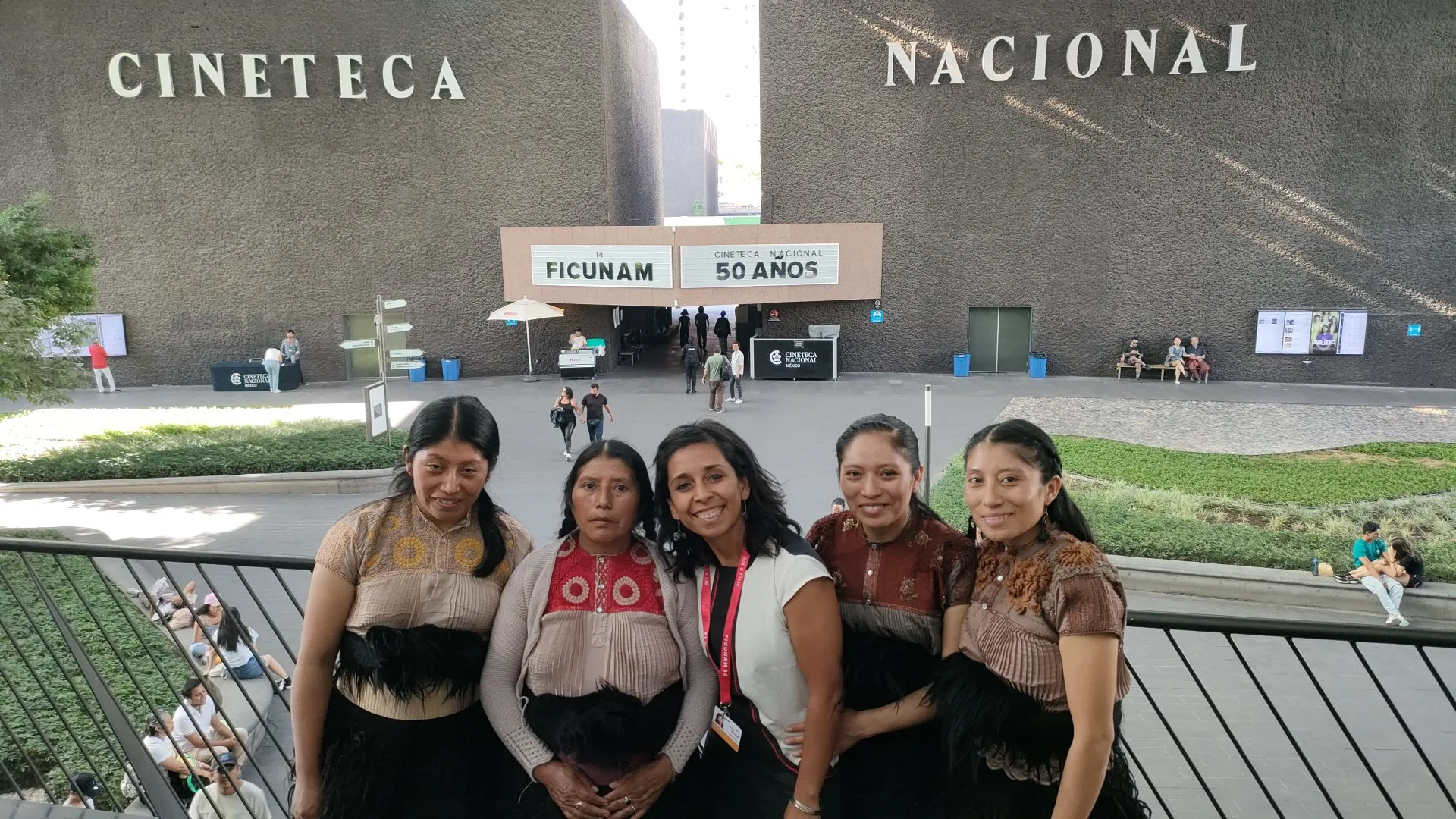 Gabriela Domínguez Ruvalcaba explora la identidad en “Formas de atravesar un territorio”