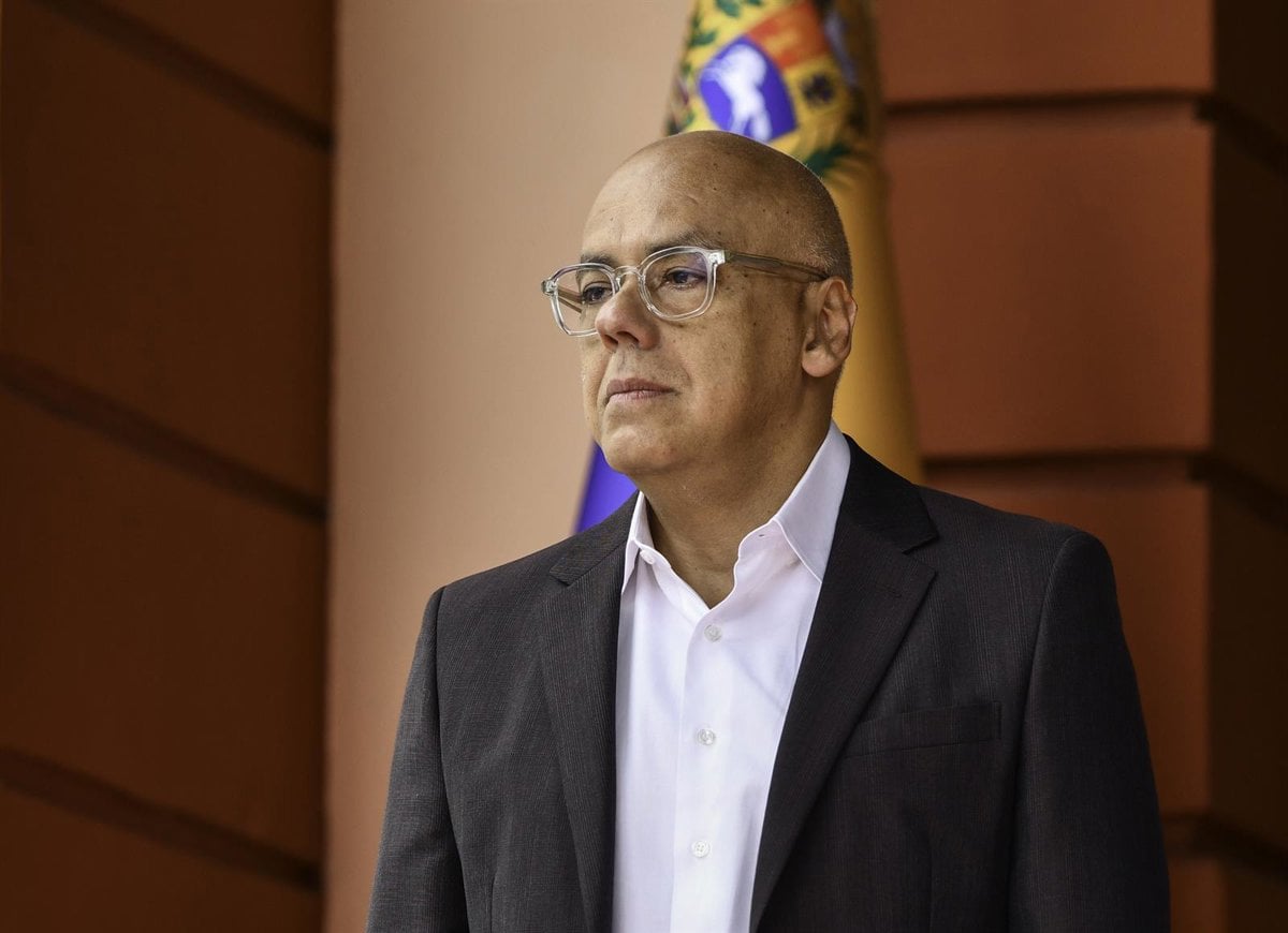 El presidente de la Asamblea venezolana afea las “expresiones de racismo” de “partidos extremistas” españoles