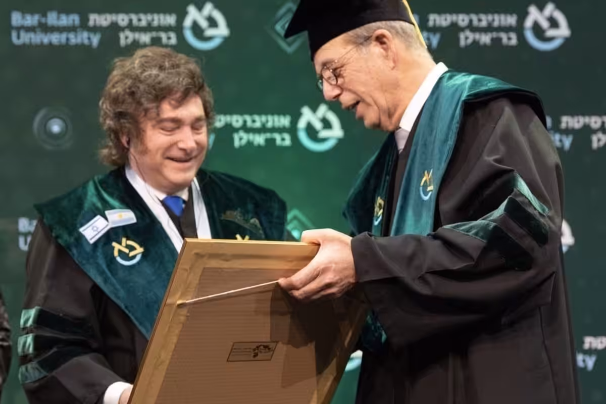 Milei critica el periodismo de “las fuerzas del mal” y advierte de que hay culturas con las que “no se puede convivir”