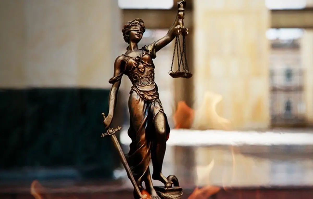 Condenado a más de diez años de prisión al exjuez del Supremo colombiano José Leonidas Bustos 9 Condenado a más de diez años de prisión al exjuez del Supremo colombiano José Leonidas Bustos