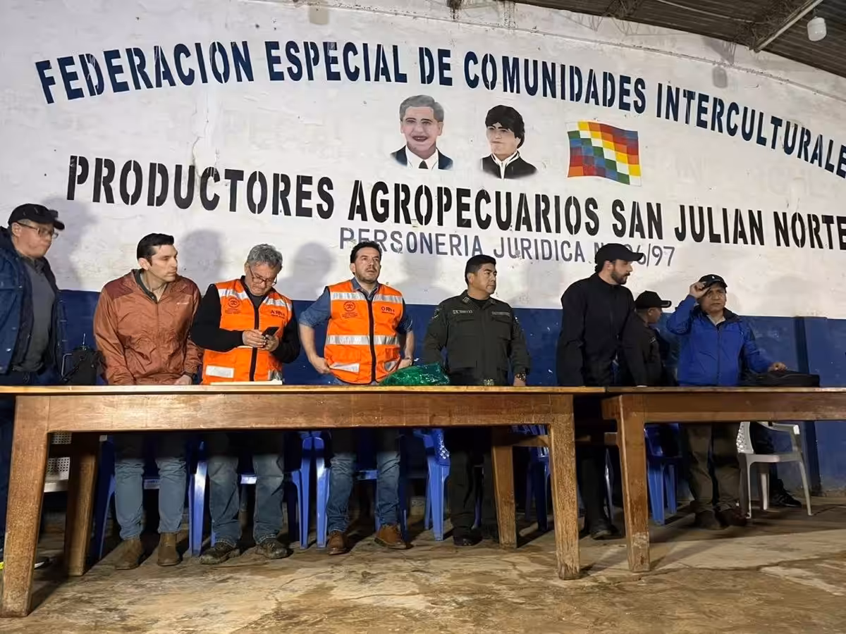 El Gobierno boliviano y los manifestantes acuerdan el levantamiento de bloqueos en parte de Santa Cruz