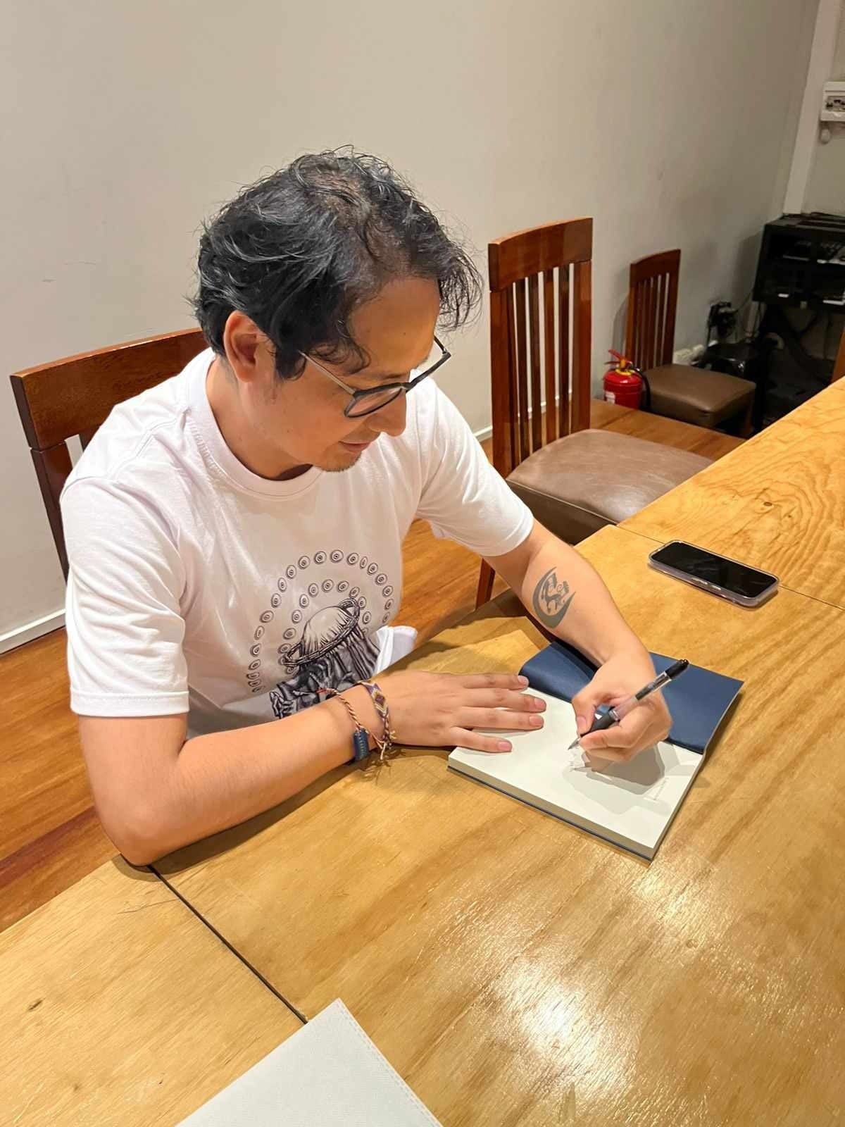 Daniel Nakasone publica una novela en clave thriller 2 Daniel Nakasone