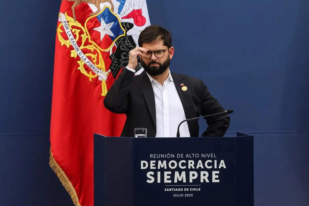 Boric hace cambios en su gabinete a siete meses de que expire su mandato