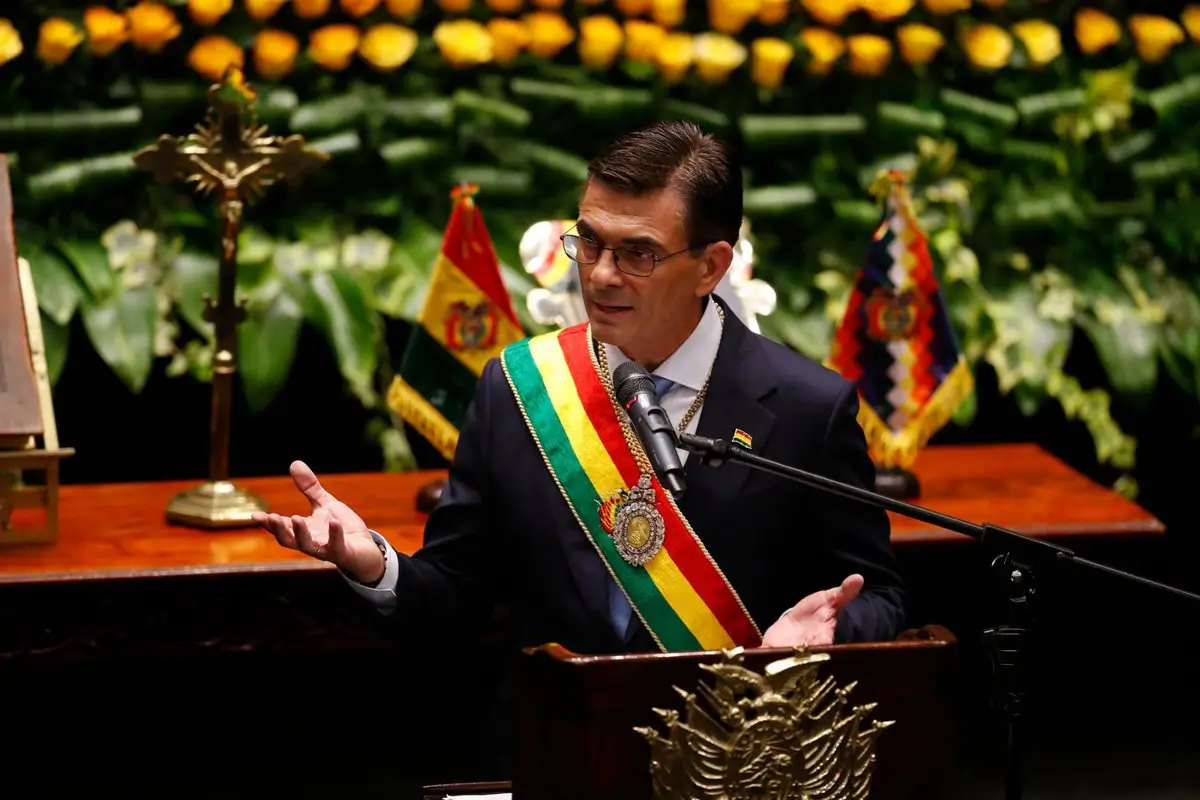 El vicepresidente de Bolivia reubica al destituido ministro de Justicia Freddy Vidovic en pleno choque con Paz