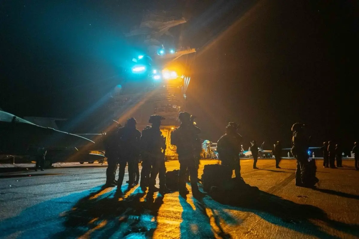 Guardacostas de EEUU se preparan para el abordaje de un petrolero cerca de Venezuela - DEPARTAMENTO DE SEGURIDAD NACIONAL